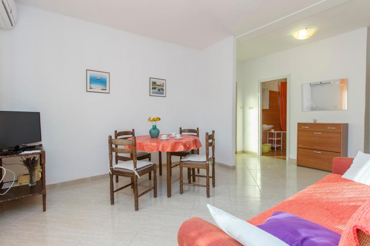 Apartments Ivan Vodice Exterior foto