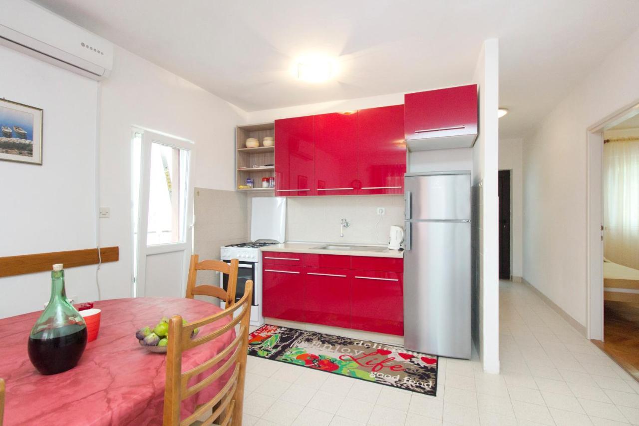 Apartments Ivan Vodice Exterior foto